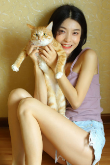 丈夫喝醉了妻子和朋友